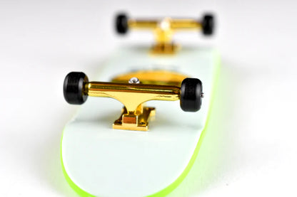 "SKATEWICH OIL SPILL" POLY FINGERBOARD COMPLETE